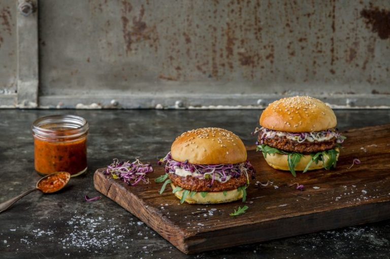 Burger mit Insekten